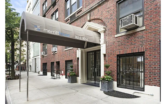 Rented by Douglas Elliman | media 19