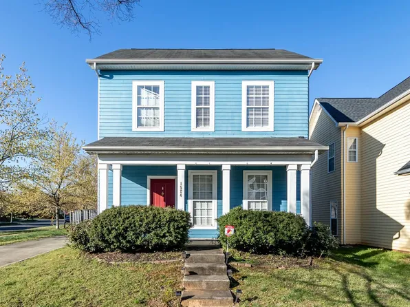 1524 Peaceful Way Dr, Charlotte, NC 28206