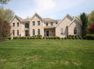 860 Eisenhower Ave, Bridgewater, NJ 08807