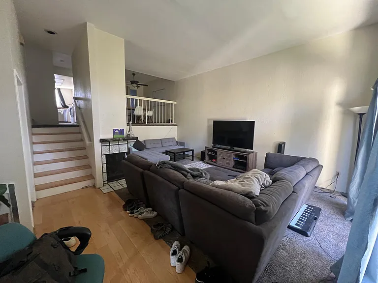 3970 La Jolla Village Dr — Photo 6