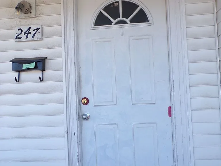 247 S Kansas St — Photo 38