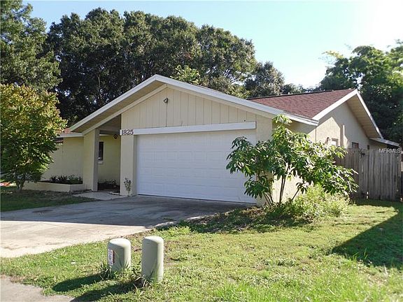 2nd image of 1825 Elaine Dr