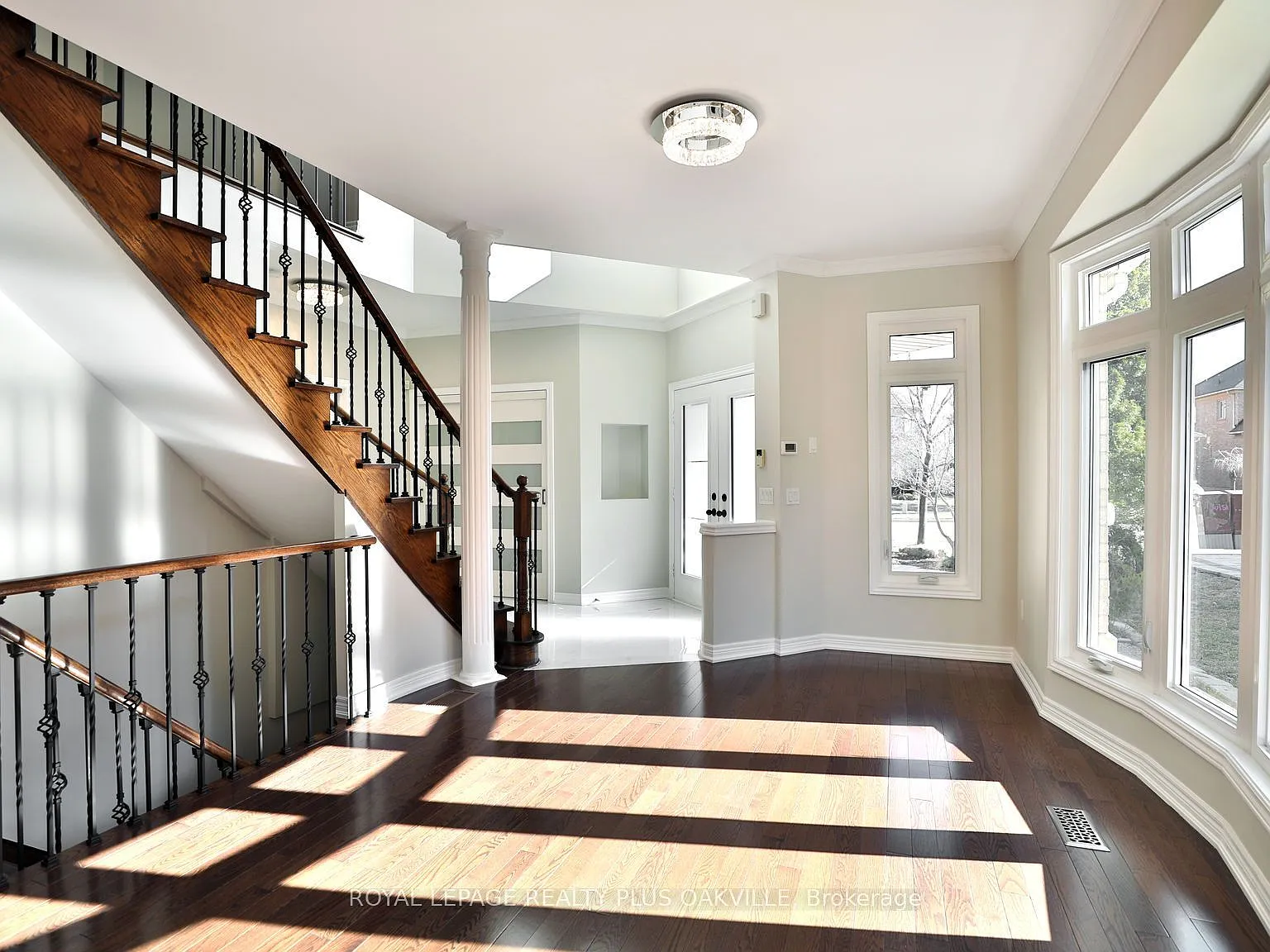3 bed, $4,500 — Photo 2