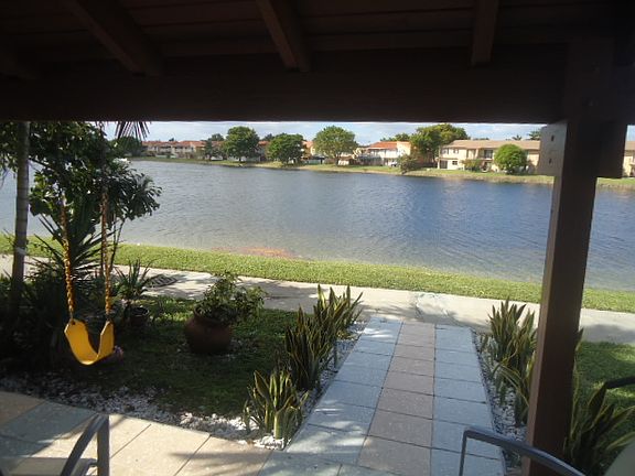 3rd image of 6765 NW 169th St APT 4C