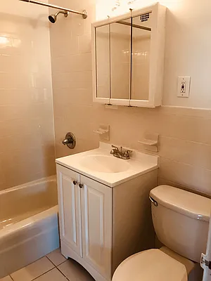 Rented by Metropolis Real Estate of Manhattan | media 21