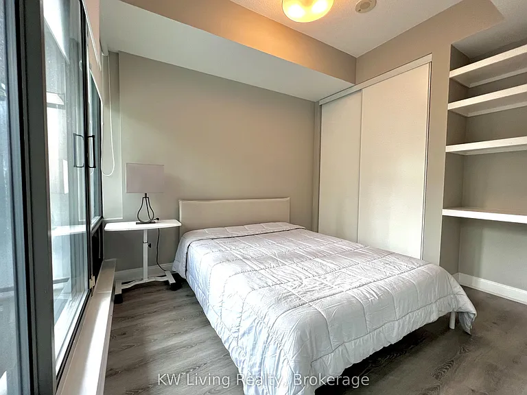 21 Scollard St #203 — Photo 12