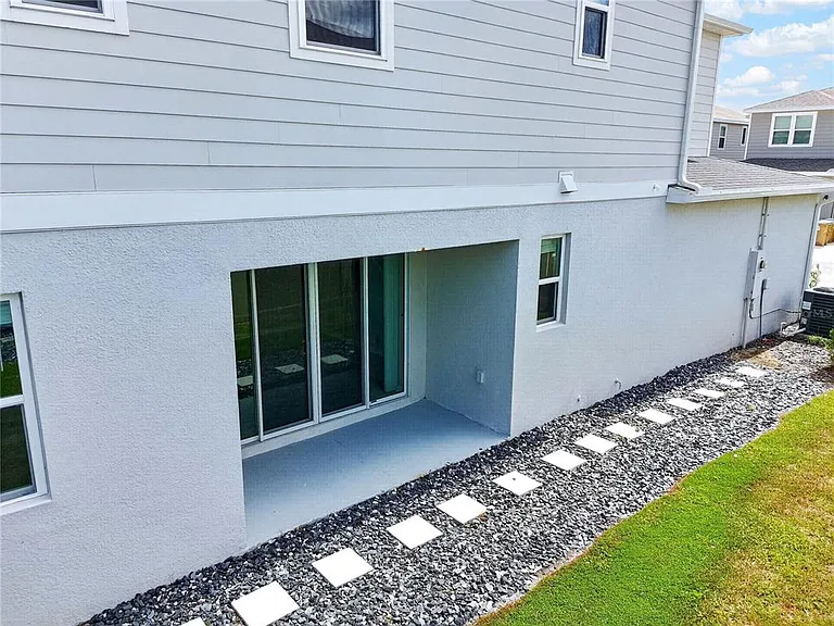 1465 Axel Graeson Ave — Photo 36