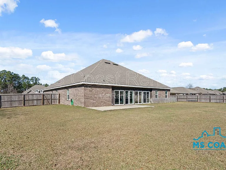 8712 Park Ridge Ct — Photo 32
