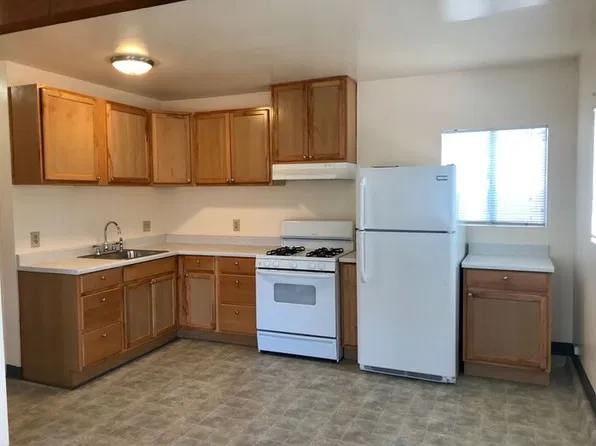 27 1/2 Magnolia Ave #B, Goleta, CA 93117