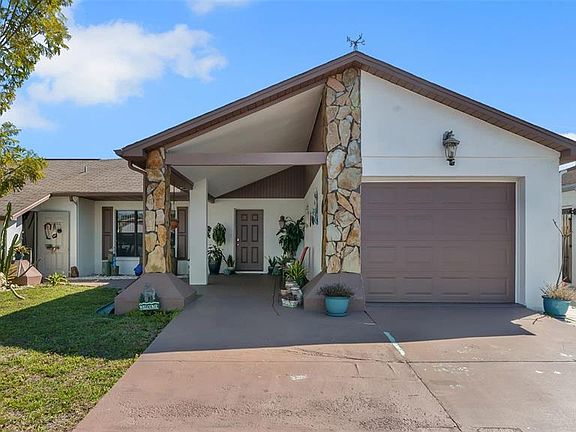 4th image of 7630 Vienna Ln