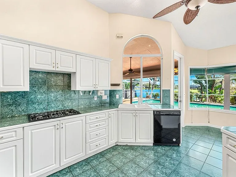 1463 Cypress Trace Dr — Photo 8