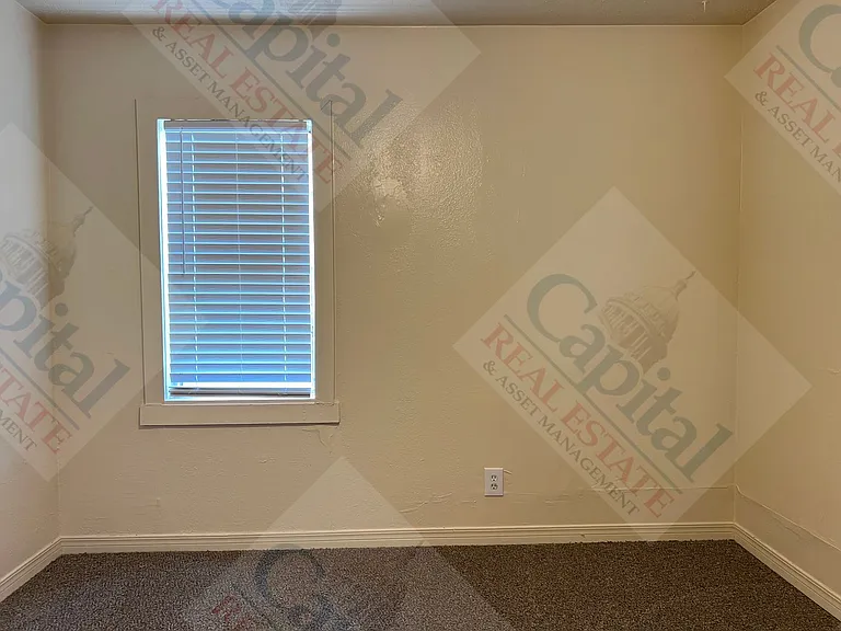 806 Bell Dr — Photo 21