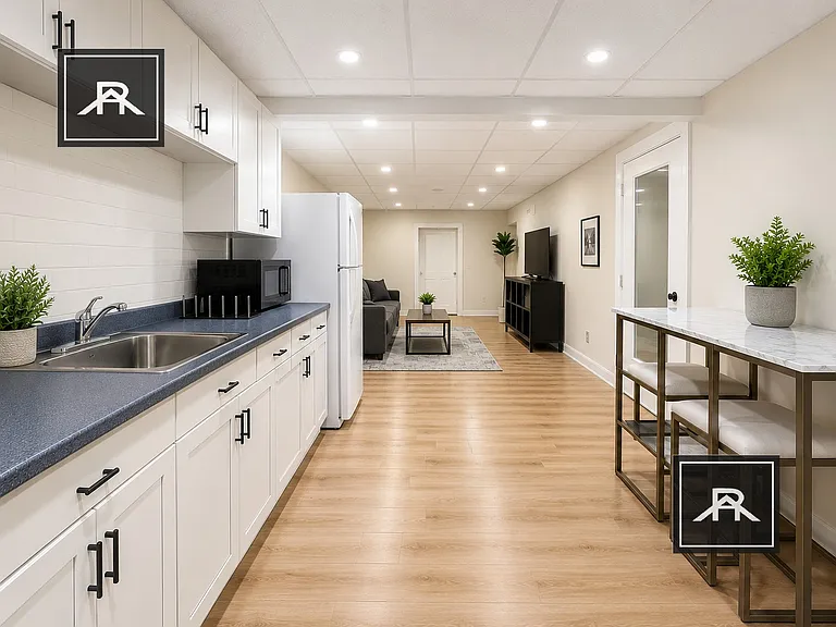 57 S Hobart St #BASEMENT — Photo 1