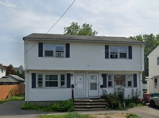 674 Varnum Ave #1, Lowell, MA 01854