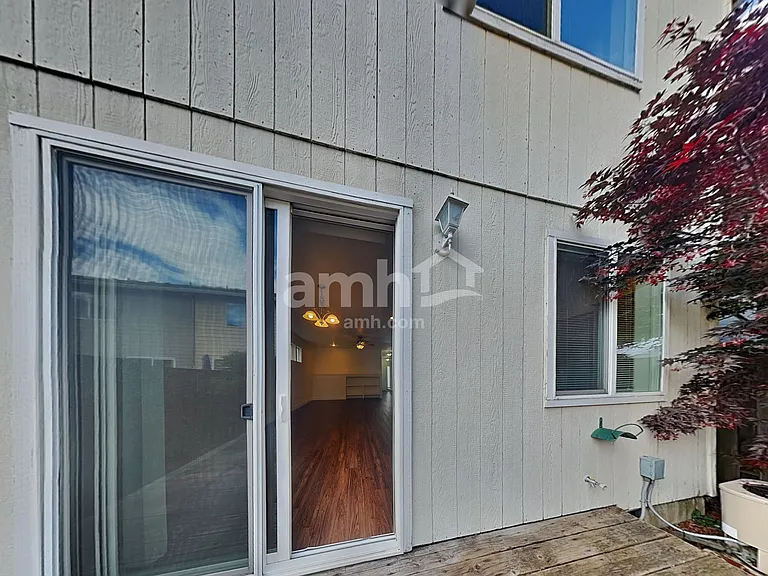 1318 SW 176th Ter — Photo 21