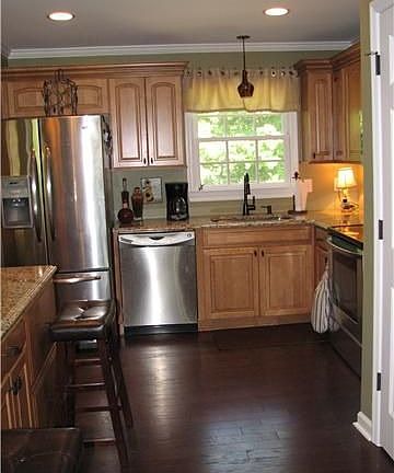 Breathtaking Gourmet Kitchen