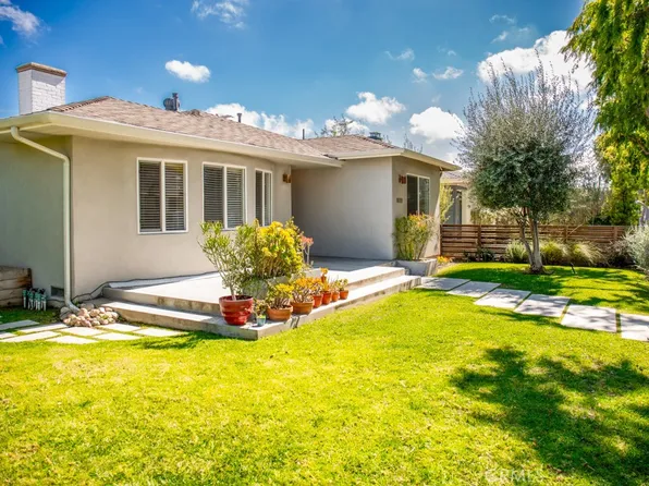 10722 Braddock Dr, Culver City, CA 90230