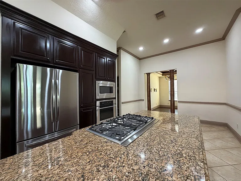 6223 Duke Trail Ln — Photo 12