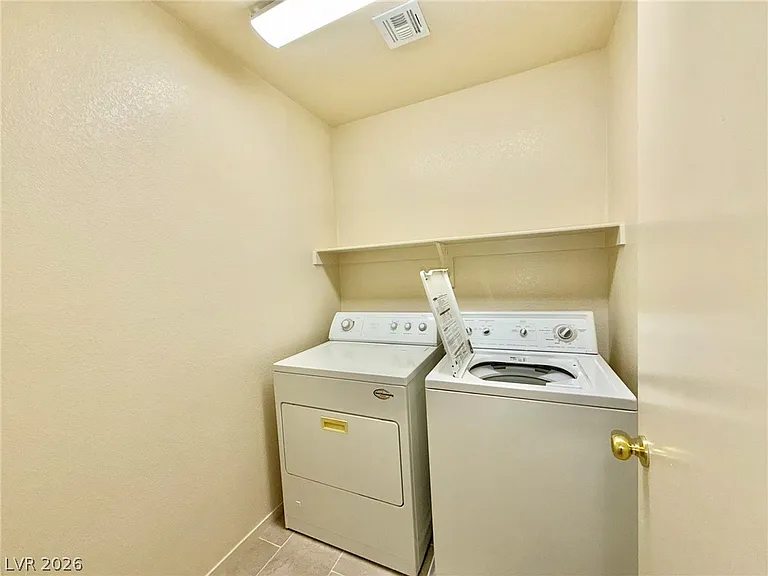 11225 Sandrone Ave — Photo 15