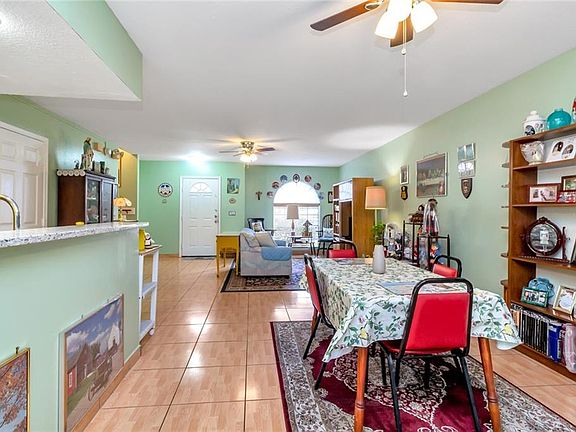 3rd image of 711 Florida Palms Ct