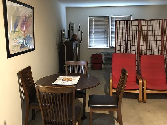 2nd image of 11950 Metropolitan Ave APT 7A