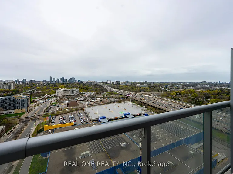 121 McMahon Dr #2802 — Photo 14