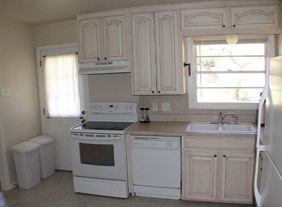 4th image of 3504 Cromart St