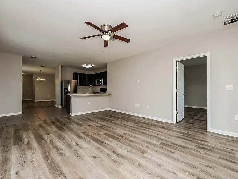 10540 Whispering Hammock Dr — Photo 3