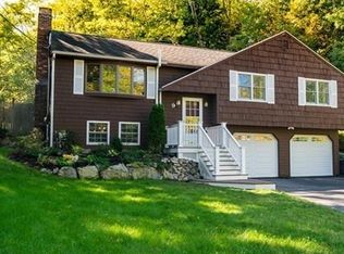 9 River St, Newbury, MA 01922