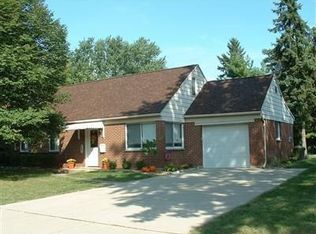 945 E Stroop Rd, Dayton, OH 45429