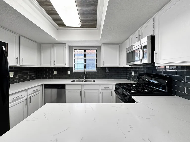 6743 W Charleston Blvd #4 — Photo 15