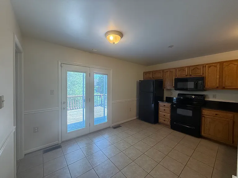 107 Ridge Ct — Photo 3
