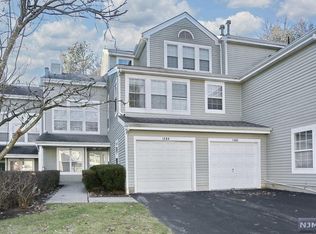 1505 Cornwall Rd, Mahwah, NJ 07430