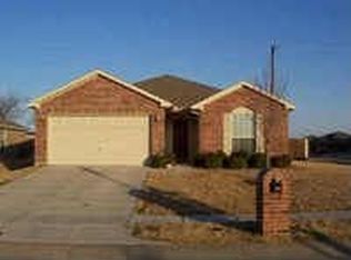 120 Blackforest Rd, Krum, TX 76249