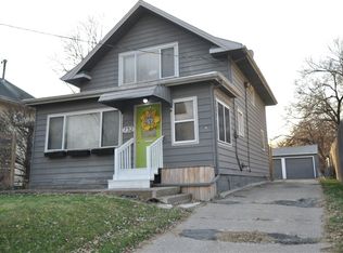 732 38th St, Des Moines, IA 50312