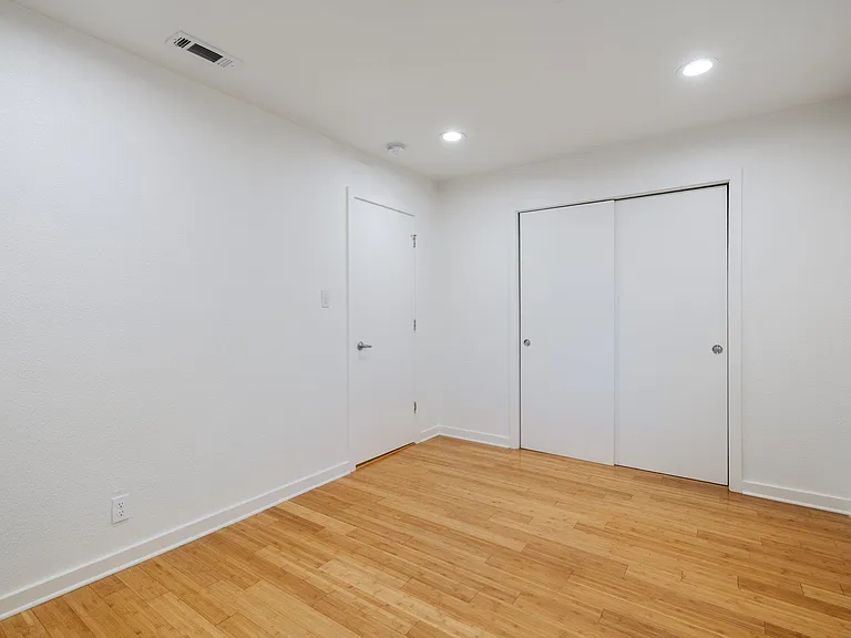 3601 Menchaca Rd #118 — Photo 16