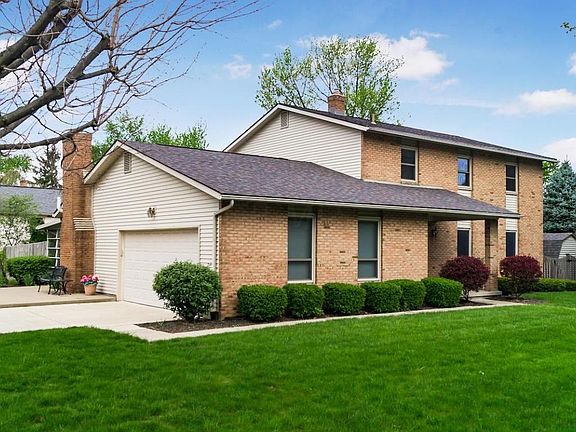 3rd image of 4657 Crompton Dr