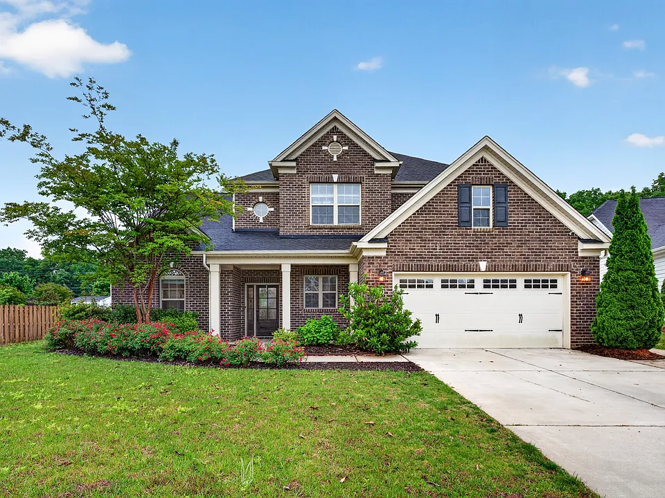 803 Sugarberry Ln #1