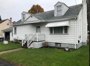 13 Spring Ln, Spring Brook Township, PA 18444