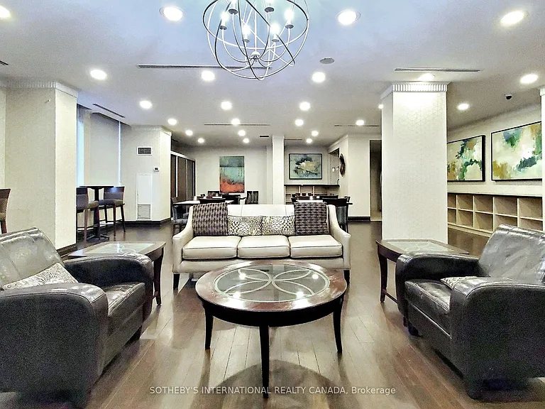 2 Rean Dr #1310 — Photo 43