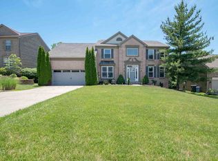 11 Observatory Pointe Dr, Wilder, KY 41076