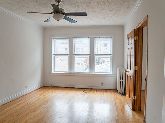3rd image of 4440-4448 N Western Ave #4446-1B