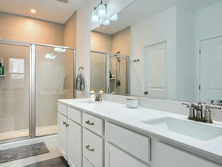2596 Neabsco Common Pl — Photo 46