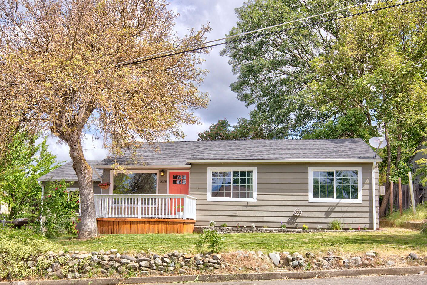 1058 NE Churchill St, Grants Pass, OR 97526 Zillow