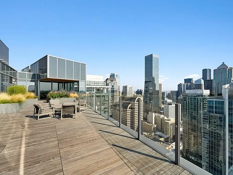 121 Stewart St #2305 — Photo 10