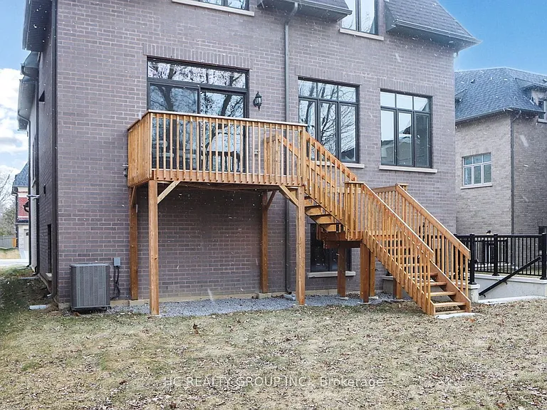 6 Becky Cheung Ct — Photo 31
