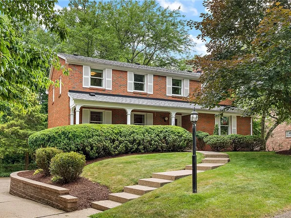 129 Old Suffolk Dr, Monroeville, PA 15146