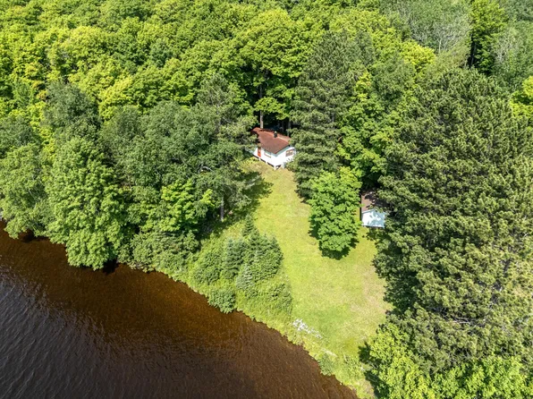 7760 Black Forest Rd, Presque Isle, WI 54557