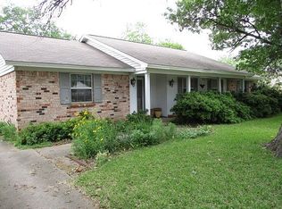 3237 Pebble Beach Dr, Farmers Branch, TX 75234