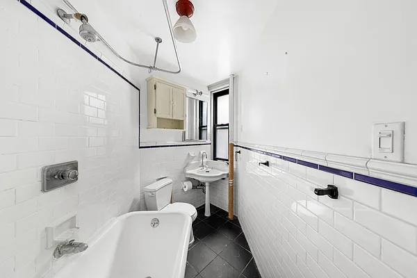 Rented by R New York | media 14